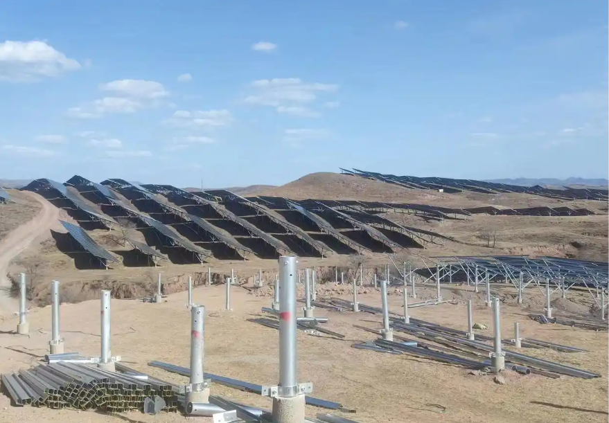 Solar ground screw foundation